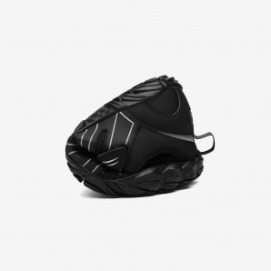 ZAPATILLA MINIMALISTA NEGRO