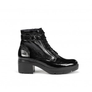 BOTIN CORDON Y HEBILLA CHAROL NEGRO